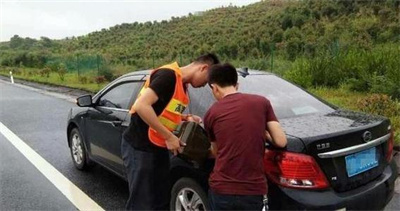 锡林郭勒盟永福道路救援